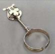 Atril Flauta con brazalete metálico